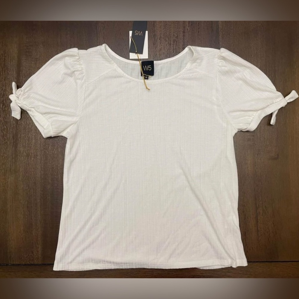 NWT Women's Tie Sleeve‎ Basic White Top Size Medium
